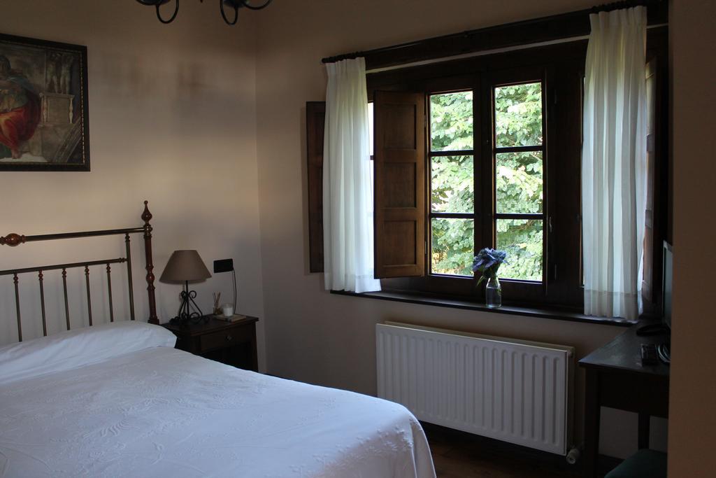 Hotel Palacio Conde Toreno Salas  Zimmer foto
