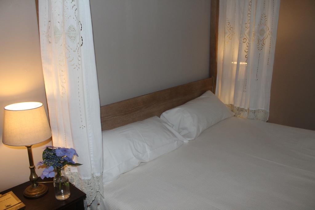 Hotel Palacio Conde Toreno Salas  Zimmer foto